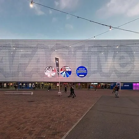 Studio Amsterdam アムステルダム